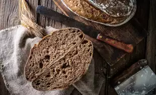 Consuming THIS One Type Of Bread Can Keep Colorectal Cancer, Cholesterol Away