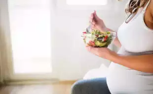 What You Eat During Pregnancy Can Affect Your Baby’s Brain—Here’s What To Avoid!